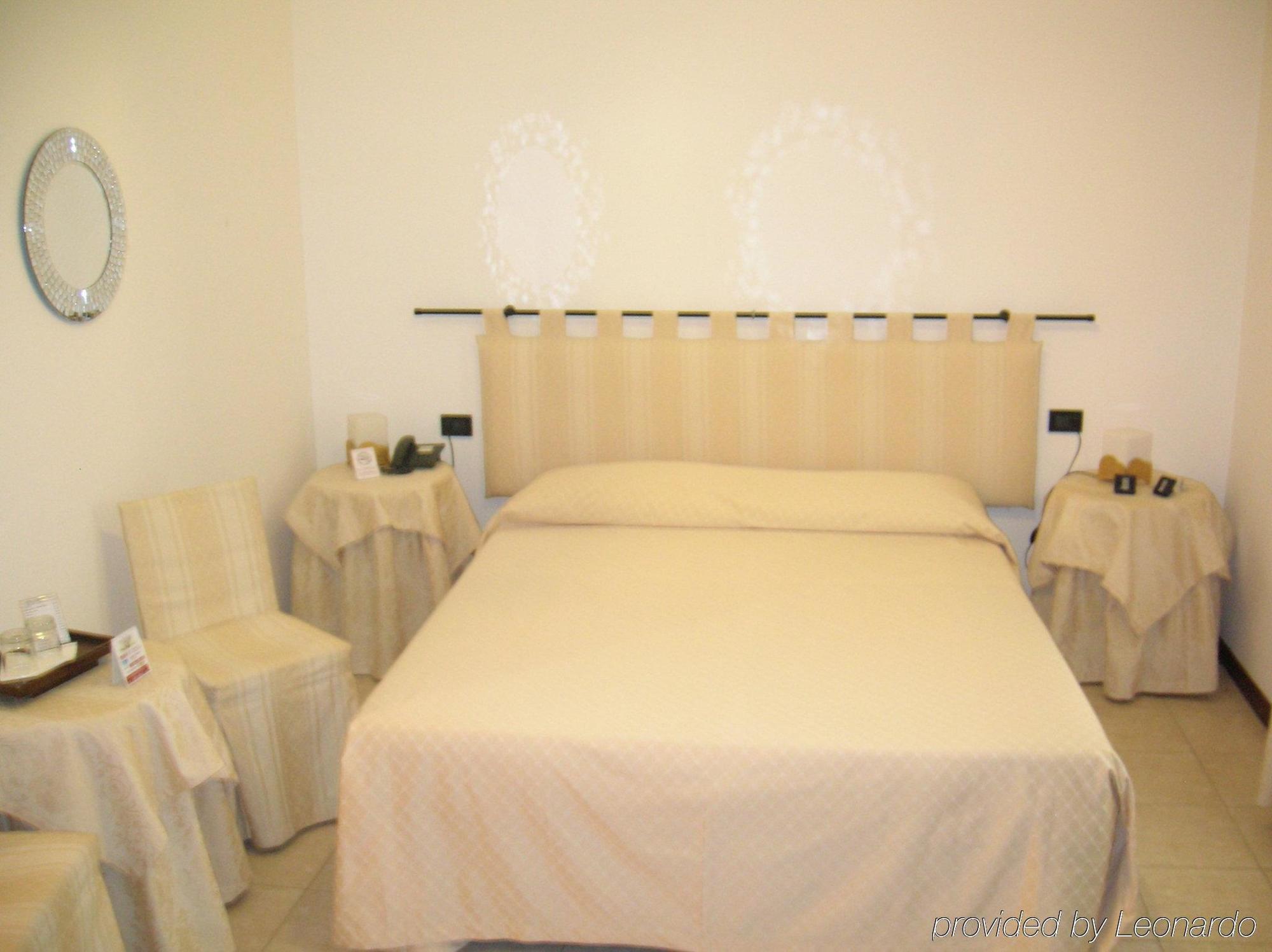 Hotel Agli Artisti Venetië Kamer foto