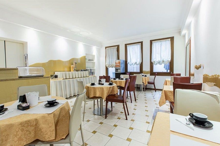 Hotel Agli Artisti Venetië Buitenkant foto